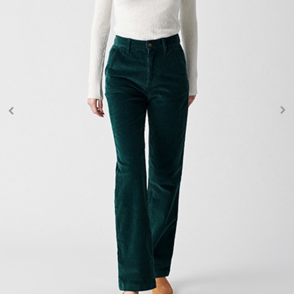 Faherty organic cotton endless cord corduroy pant in emerald green